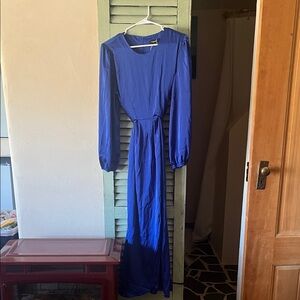 Elegant Blue Long Sleeve Dress